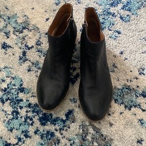 Lucky brand booties black